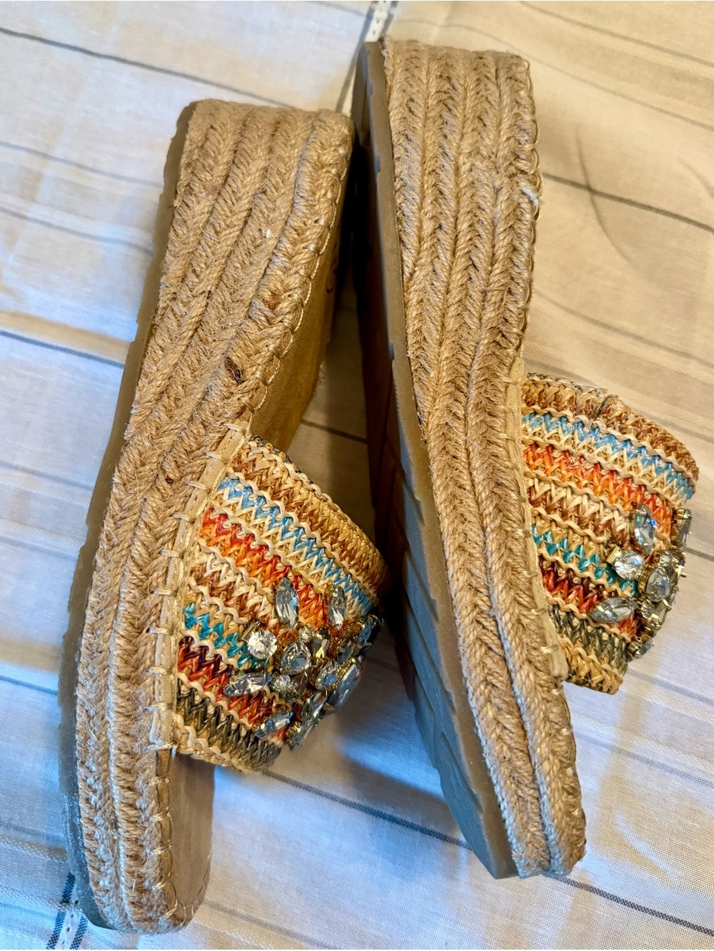 WHITE MOUNTAIN NEW SIZE 10 Embellished Woven Slide wedge Sandals - Picture 7 of 8